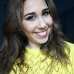 Lucia Guimaraens Gallino, Children's entertainer in Motril