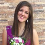 Annais Estabolite Larraz, Professora d'anglès a Murcia