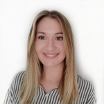 Clara Julià, Pedagoga a Valencia