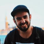 Antonio Rosselot Valdés, Redactor de continguts en anglès a Barcelona