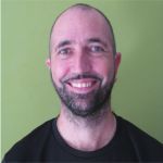 Ariel Benclowicz, Monitor de lleure a Barcelona