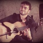 Cristian Cabello Gallego, Guitarrista en Sevilla