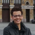 Mertxe Bozal, Profesora de refuerzo en Pamplona