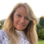 Nadine Ceballos, House cleaner in Villaviciosa