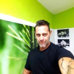 Rolam Fi, Masseur in Granada