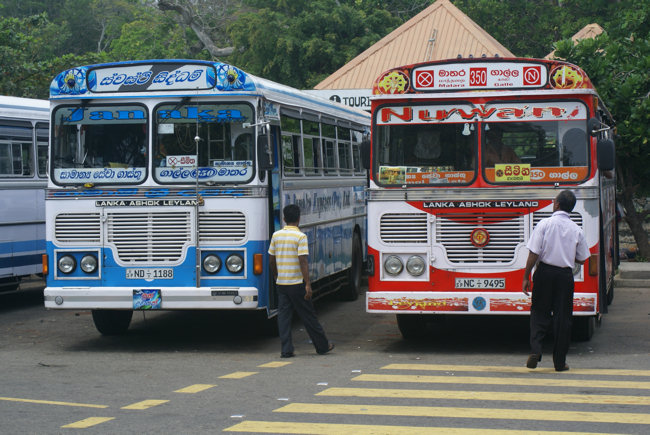 Sri Lanka private company operated Lanka Ashok Leyland Bus Bus travel in Sri Lanka<