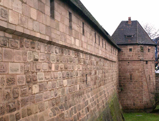 Weihnachtsmarkt Nurnberg Xmas Markets Nuremberg city walls