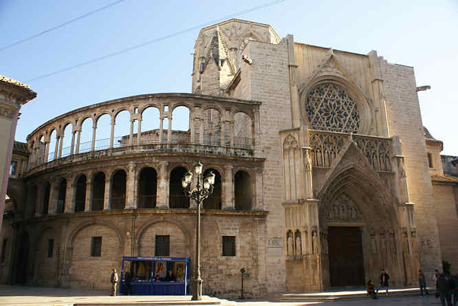 Plaza de la Virgin