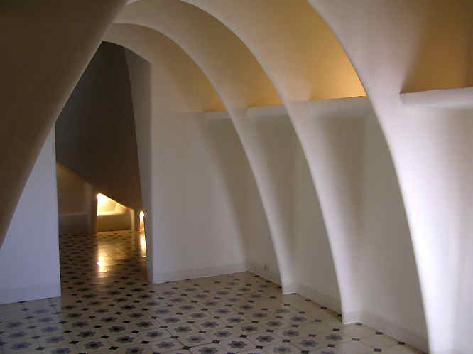 Casa Batll hall