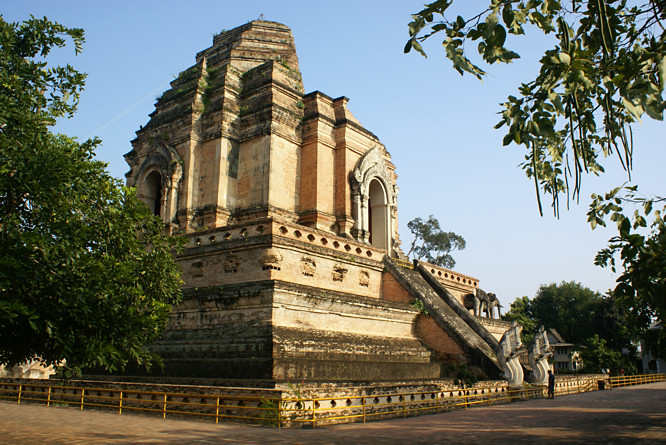 Chiang Mai's Wat Chedi Luang - Temple of the Big Stupa complex Chiang Mai's Wat Chedi Luang