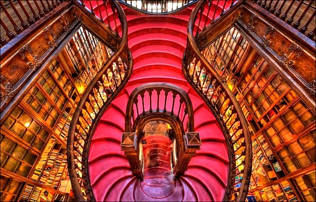 The Livraria Lello Irmao Book Shop that helped inspire J.K.Rowling to write the Harry Potter book series Livraria Lello Irmao Book Shop