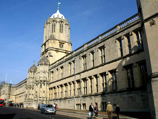 Christ Church University College and Cathedral - Oxford Weekend City Break Travel Guide Christ Church University College Oxford