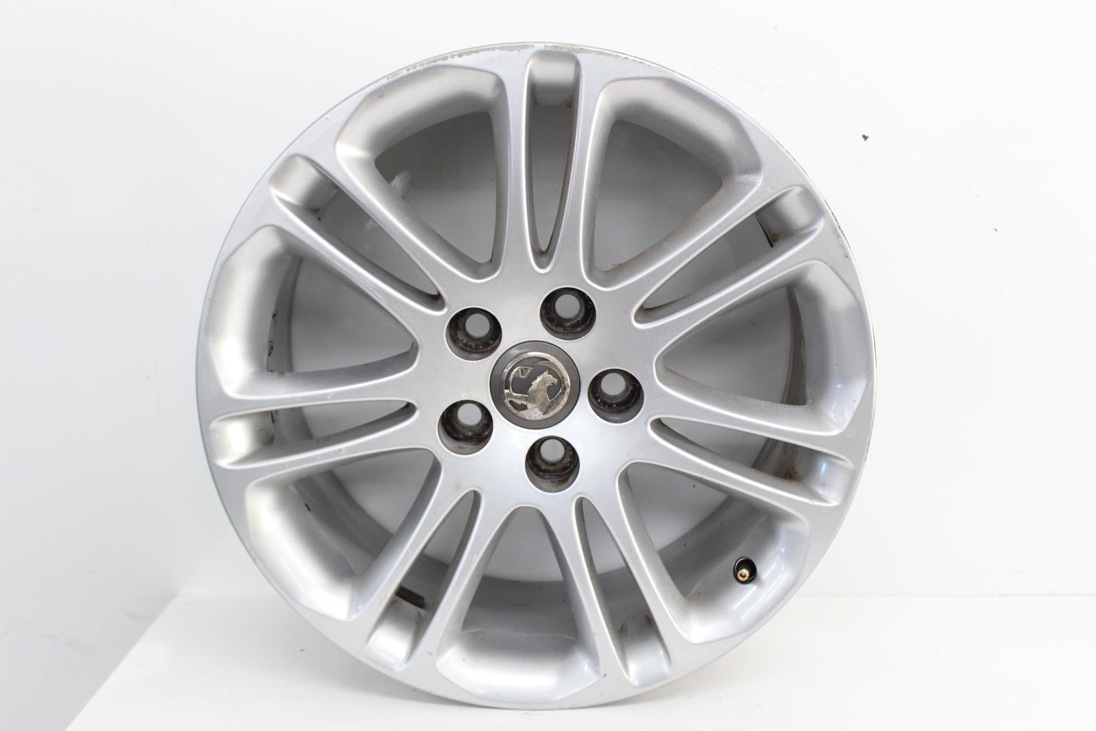 2011 18" Vauxhall Insignia Alloy Wheel 8Jx18 ET42 PCD 5x120 13239885