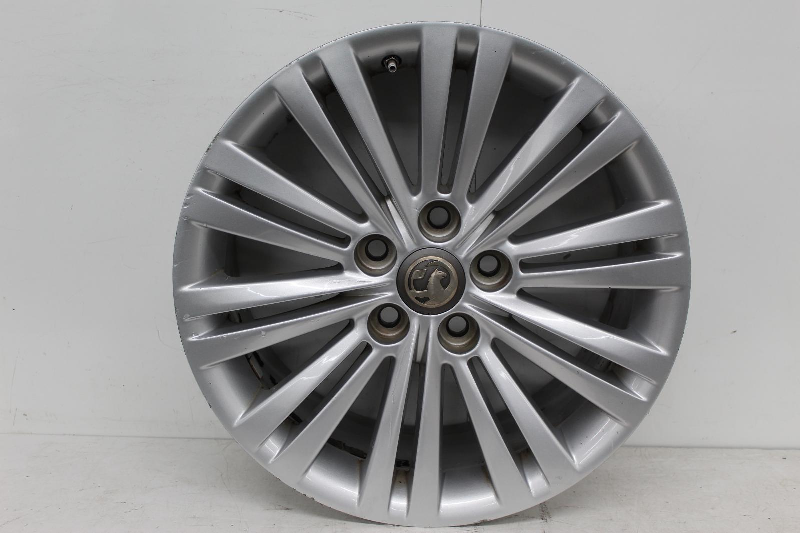 2014 18" Vauxhall Insignia Alloy Wheel 8Jx18 ET42 PCD 5x120 13313796