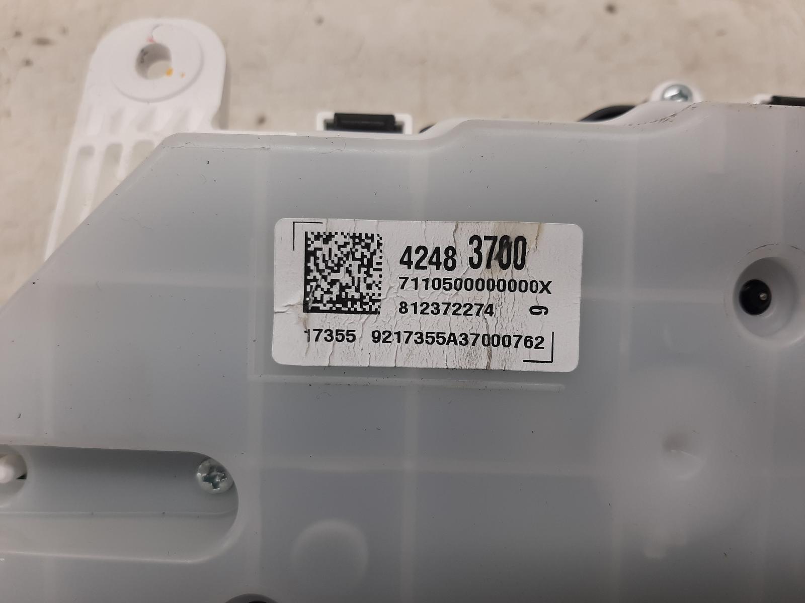 2016-2020 Vauxhall Mokka X Instrument Panel | Charles Trent