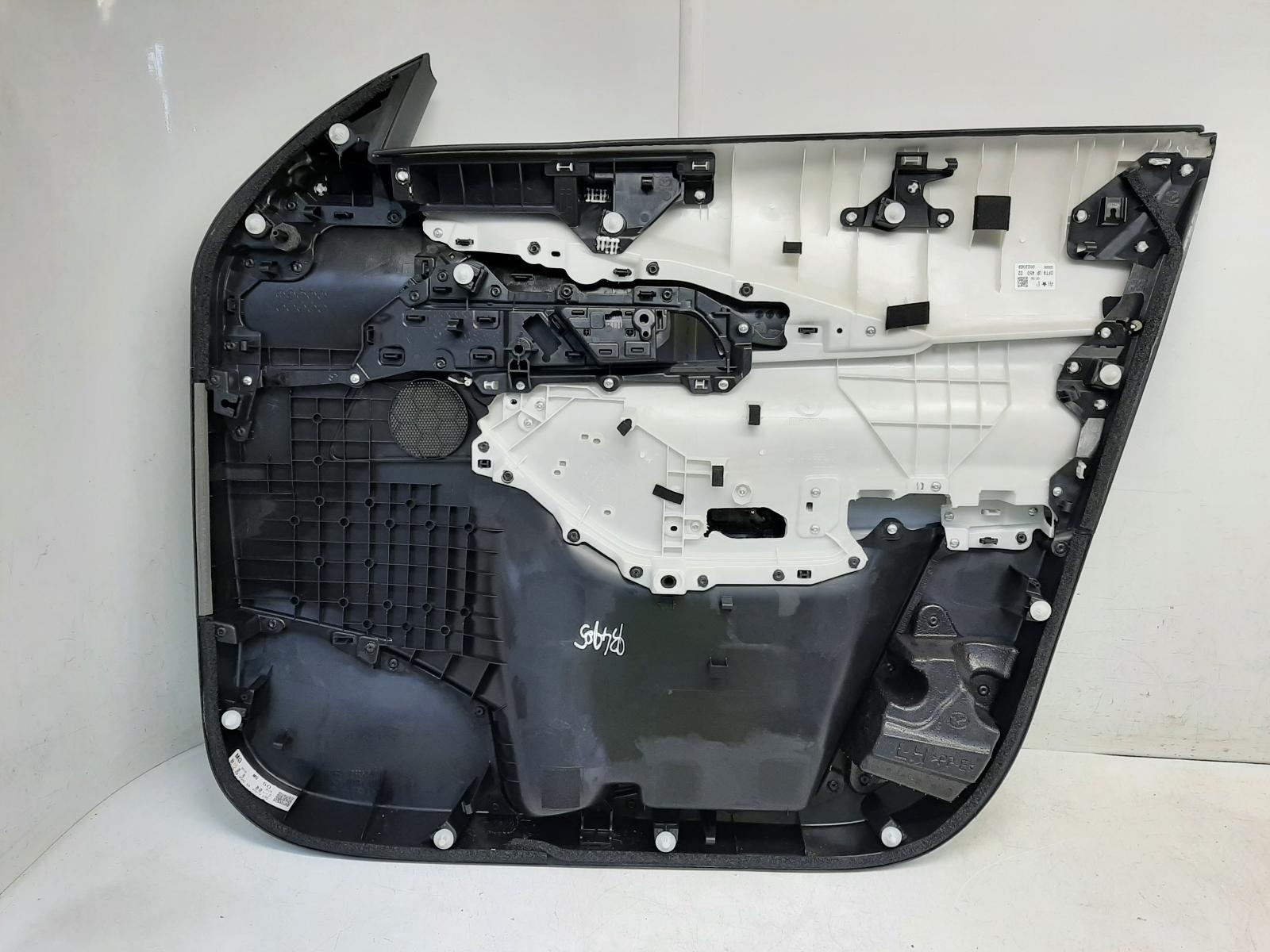 2020-2026 Mazda Cx-30 Door Panel | Charles Trent