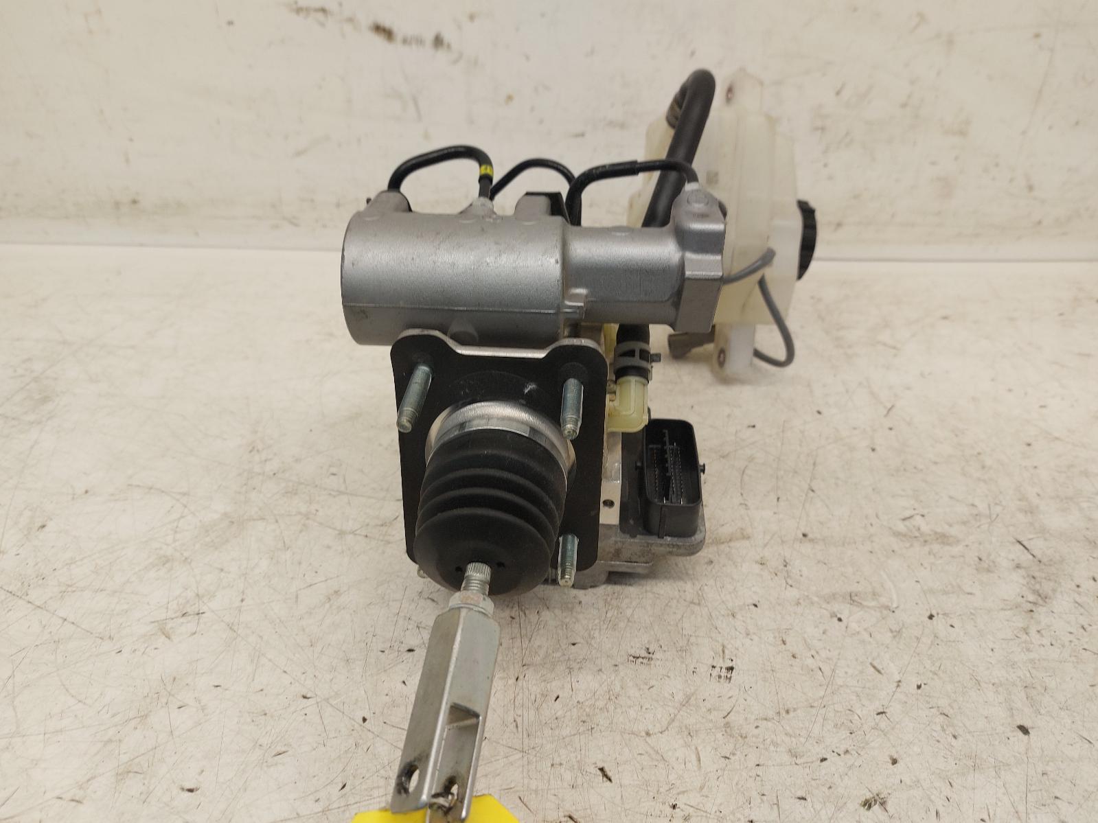 2014-2021 Lexus Nx Abs Pump | Charles Trent