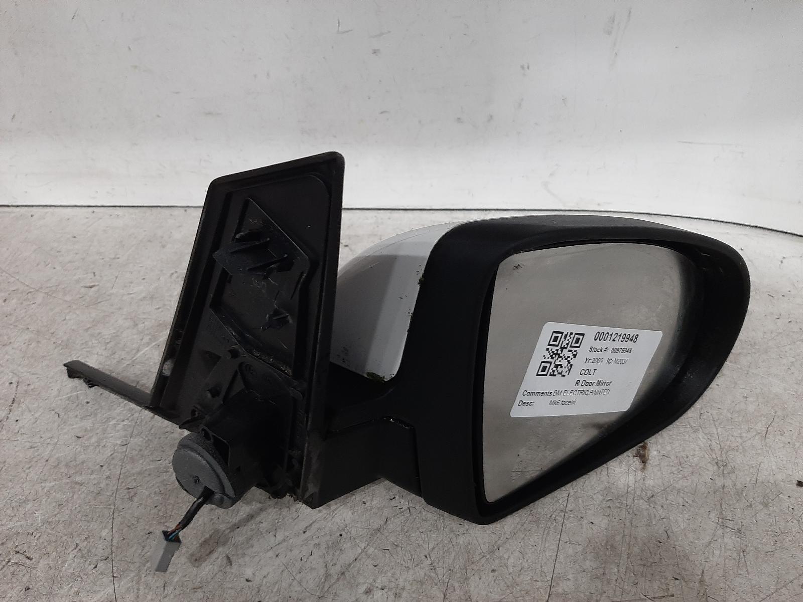 2008-2017 Mitsubishi Colt Door Mirror (drivers Side) | Charles Trent