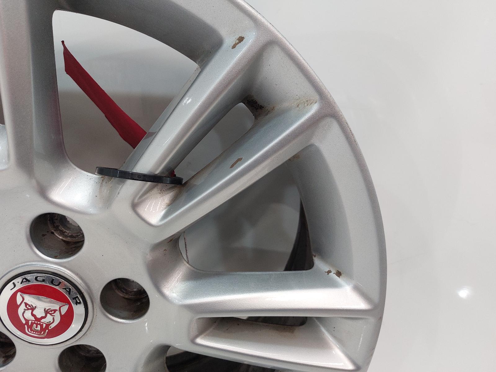 2015-2024 Jaguar Xe Alloy Wheel | Charles Trent