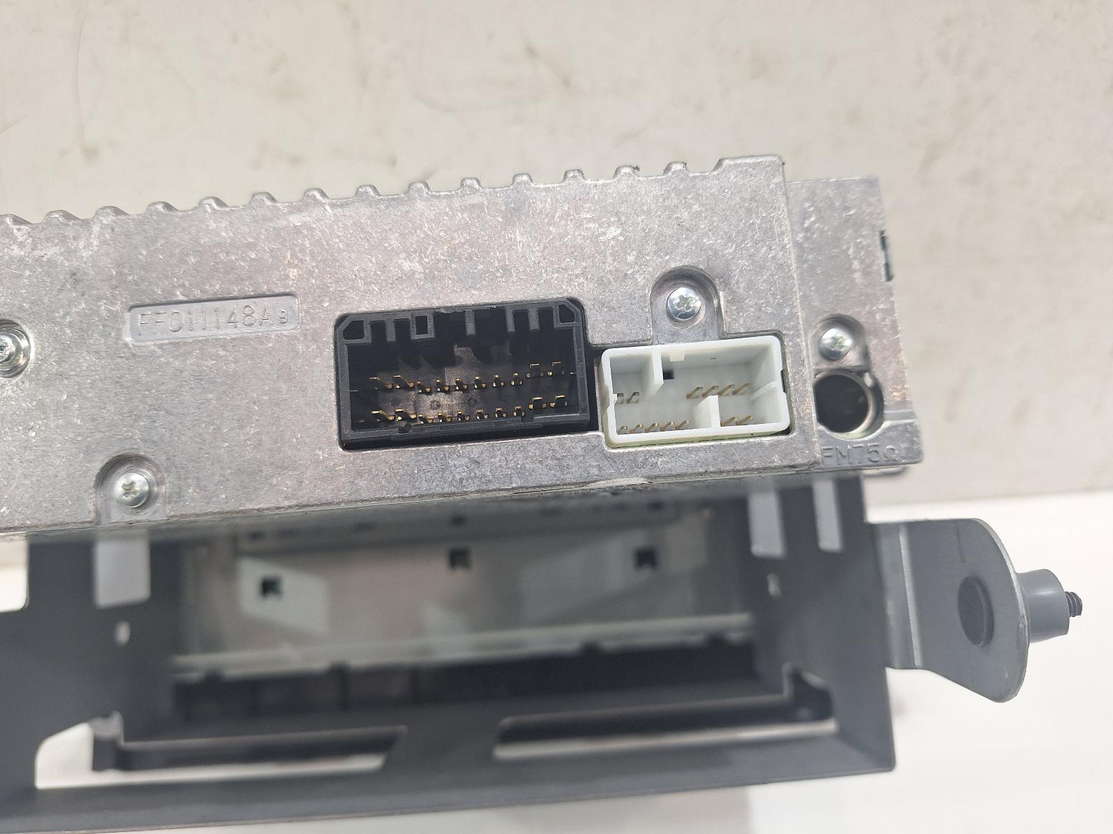 2006-2015 Suzuki Sx4 Radio | Charles Trent