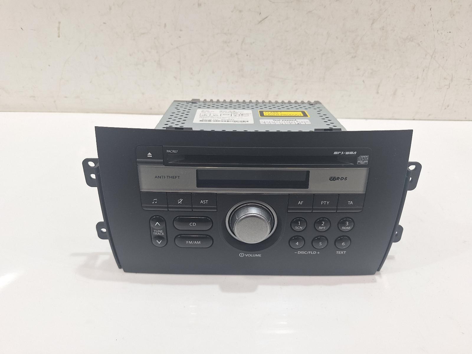 soirashita5910ページ 2006-2015 Suzuki Sx4 Radio | Charles Trent
