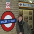 Sylvie in der Baker Street Underground-Station Sylvie in der Baker Street Underground-Station