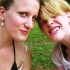 Henne und ich im Zoo:) Henne und ich im Zoo:)