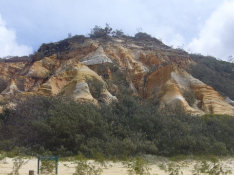 Fraser Island - Coloured Sands Fraser Island - Coloured Sands