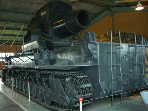Kubinka - M&ouml;rser Adam