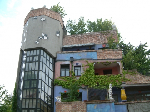 Bundesland Wien - Hundertwasserhaus in Wien Bundesland Wien - Hundertwasserhaus in Wien