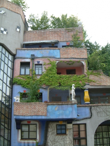 Bundesland Wien - Hundertwasserhaus in Wien Bundesland Wien - Hundertwasserhaus in Wien