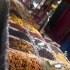 Borough Market: Viel lecker Essen. Wir haben unser Curry im Park vor der Southwark Cathedral genossen Borough Market: Viel lecker Essen. Wir haben unser Curry im Park vor der Southwark Cathedral genossen