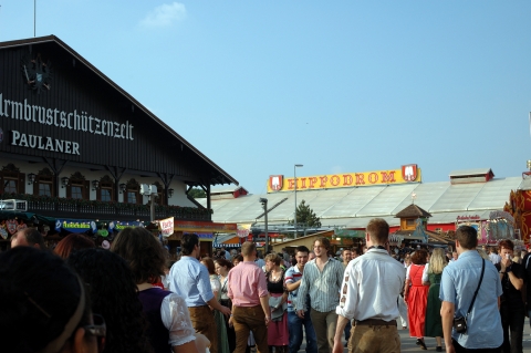 Munich - Armbrustsch&uuml;tzenzelt Oktoberfest 2009