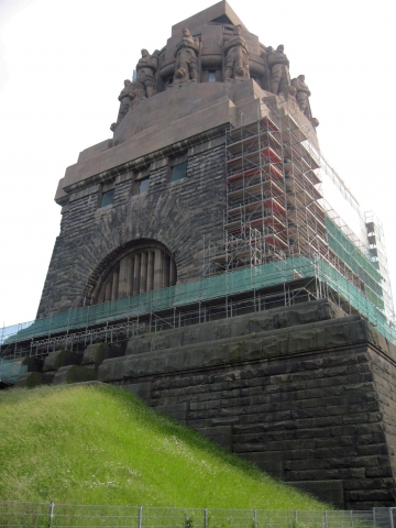 Leipzig - Denkmal von unten Leipzig - Denkmal von unten