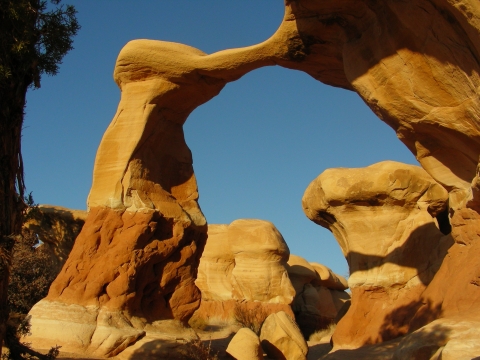 Escalante - Metate Arch Escalante - Metate Arch