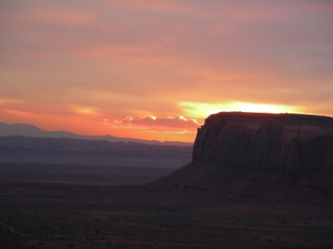 Monument Valley - Sonnenaufgang im M.V. Monument Valley - Sonnenaufgang im M.V.