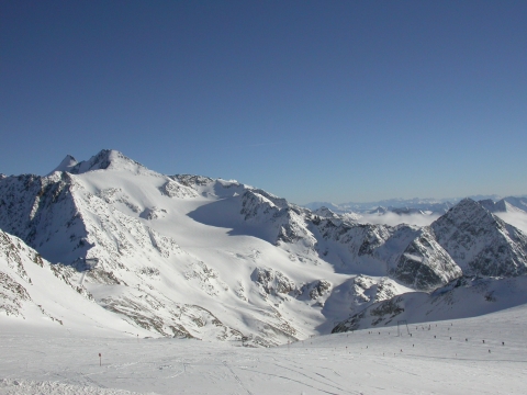 Telfes im Stubai - Traumwetter auf dem Stubaier Gletscher am Neujahrstag Telfes im Stubai - Traumwetter auf dem Stubaier Gletscher am Neujahrstag
