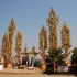 goldene Dreiecksstatuen goldene Dreiecksstatuen