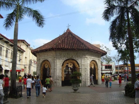 Cebu City - in diesem Pavillon befindet sich das Magellankreuz Cebu City - in diesem Pavillon befindet sich das Magellankreuz