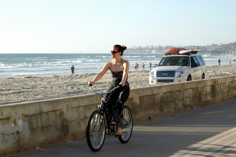San Diego - Cruising at Mission Beach San Diego - Cruising at Mission Beach