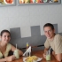 Mittagessen in Dubai mit lecker Avocadosaft Mittagessen in Dubai mit lecker Avocadosaft
