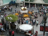 Tempel bei Ratchaprasong