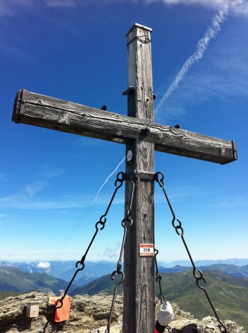 Rastkogel - Gipfelkreuz des Rastkogel auf 2762m Rastkogel - Gipfelkreuz des Rastkogel auf 2762m