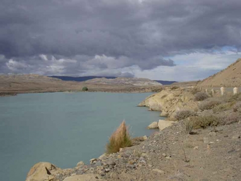 El Calafate, El Chaltén - Río de la Leona El Calafate, El Chaltén - Río de la Leona