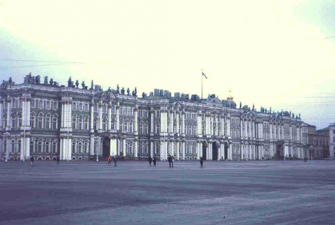 Saint Petersburg - Winterpalast mit Eremitage in St. Petersburg Saint Petersburg - Winterpalast mit Eremitage in St. Petersburg