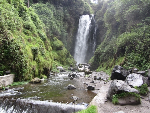 Otavalo - Wasserfall von Peguche Otavalo - Wasserfall von Peguche