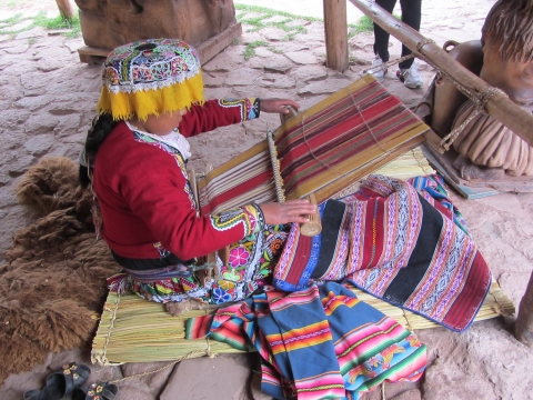 Pisac & das Urubambatal - Weberin Pisac & das Urubambatal - Weberin