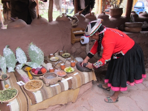 Pisac & das Urubambatal - Färbemittel für Wolle Pisac & das Urubambatal - Färbemittel für Wolle