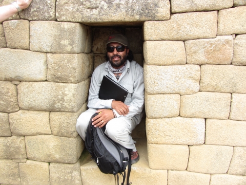 Machu Picchu - so saßen auch die Mumien Machu Picchu - so saßen auch die Mumien