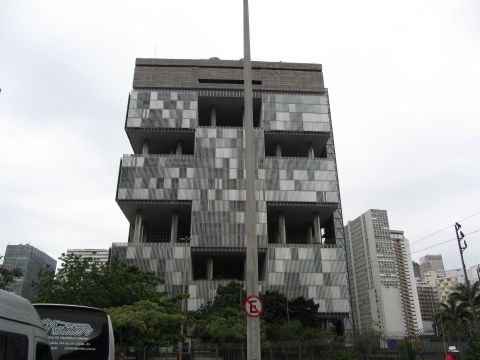 Estado do Rio de Janeiro - im Zentrum Estado do Rio de Janeiro - im Zentrum